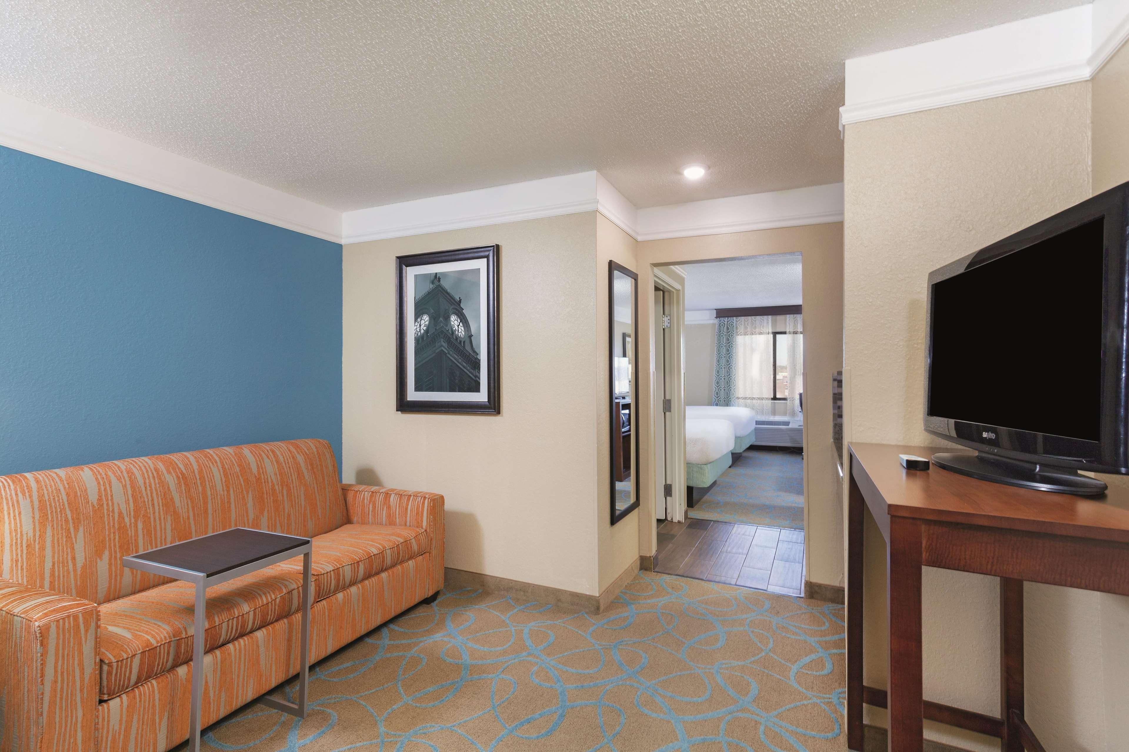 La Quinta By Wyndham Elizabethtown Hotel Eksteriør billede