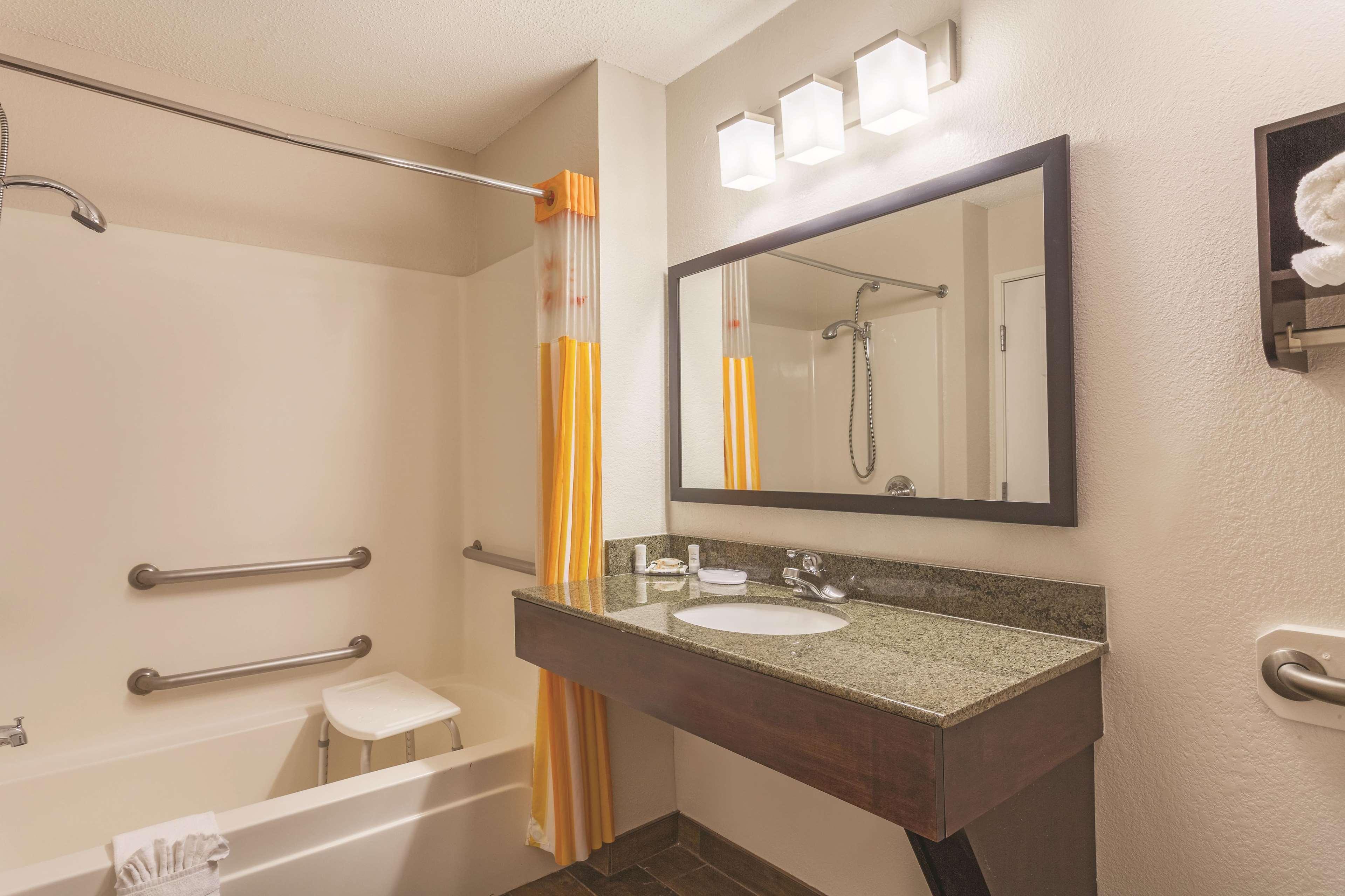 La Quinta By Wyndham Elizabethtown Hotel Eksteriør billede