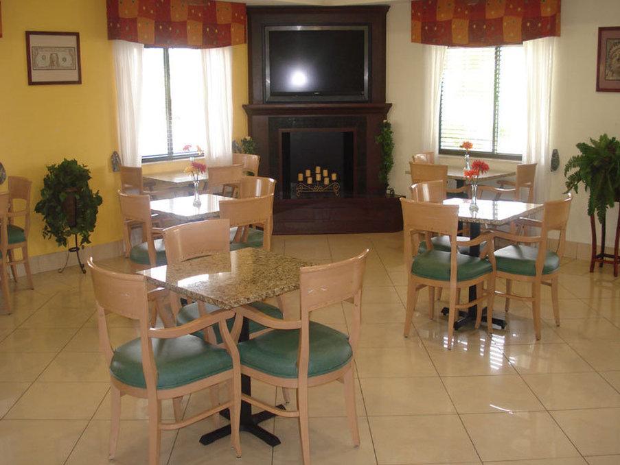 La Quinta By Wyndham Elizabethtown Hotel Eksteriør billede